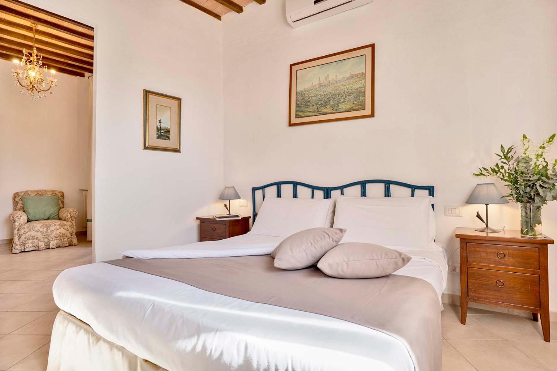 Agriturismo Tenuta Di Mensanello Colle di Val d'Elsa Habitación foto
